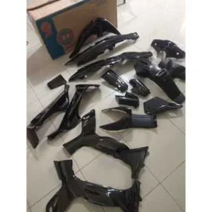 Bodi Set WINPART R 2004 Hitam 