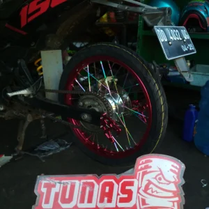 Ban Luar Flemmo Tromol Crom Terali Pelangi Mx King Terpasang